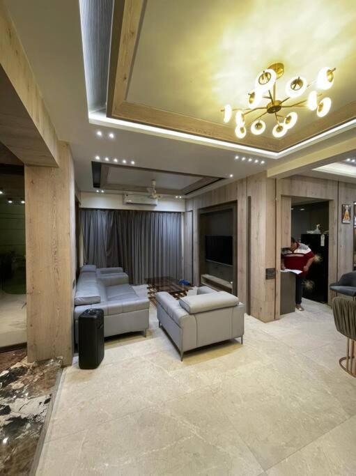 The Luxury Villa Лонавала Екстериор снимка